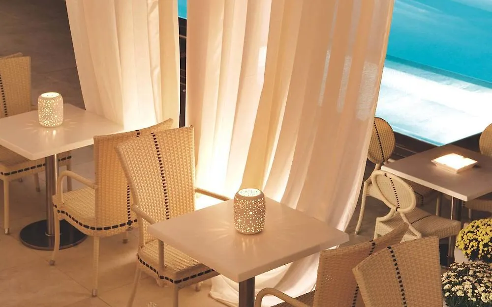 La Residence Mykonos كالافاتيس
