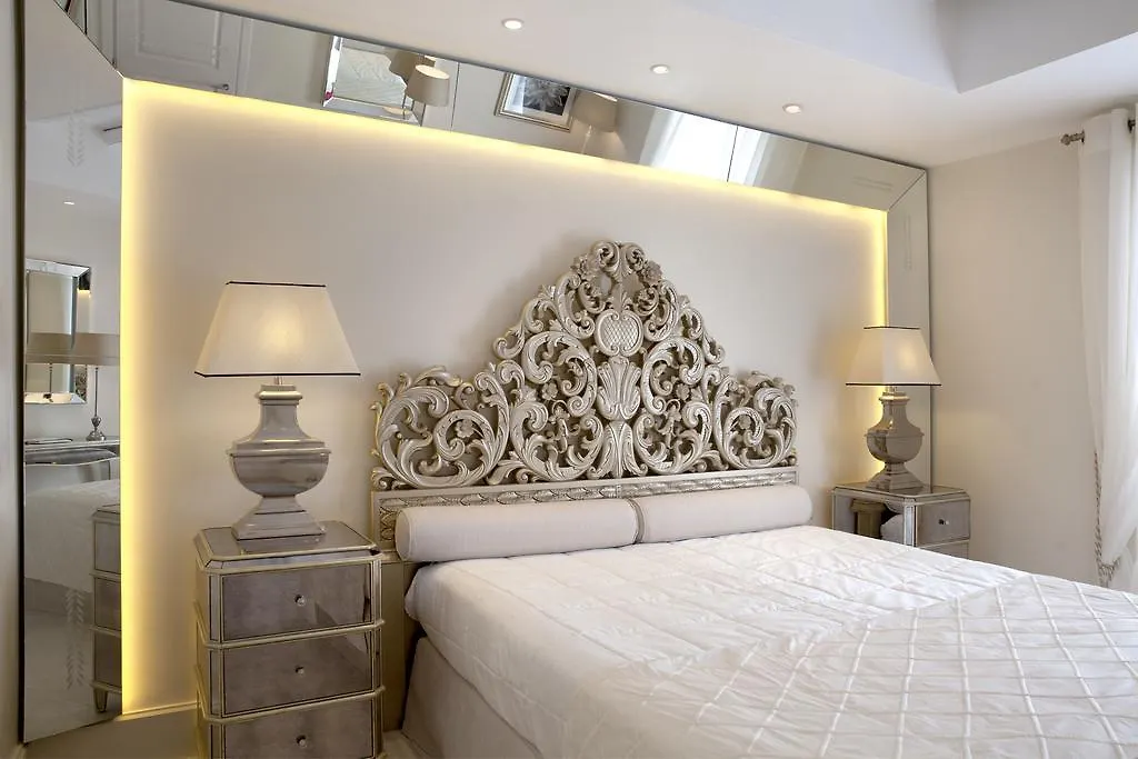 La Residence Mykonos كالافاتيس 5*,