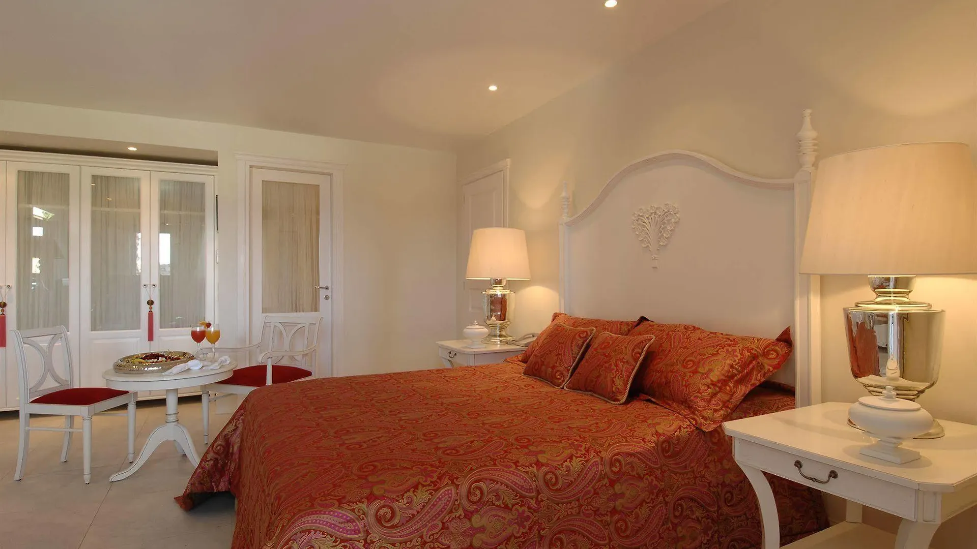 La Residence Mykonos كالافاتيس 5*,  اليونان